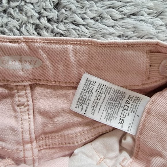 Old Navy Tie-Dye Frayed-Hem Jean Midi Shorts for Girls Size 7 - Picture 3 of 3